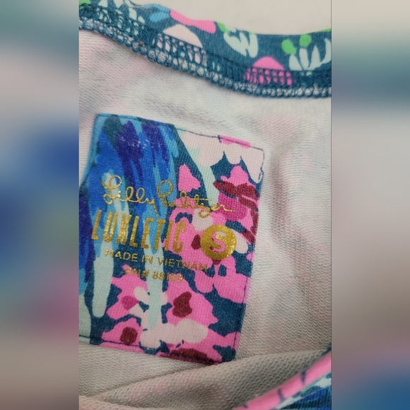 2 ! Lilly Pulitzer bundle Luxletic SPF 50. Blythe Sweatshirt sz S. Garden/tide - Picture 4 of 8